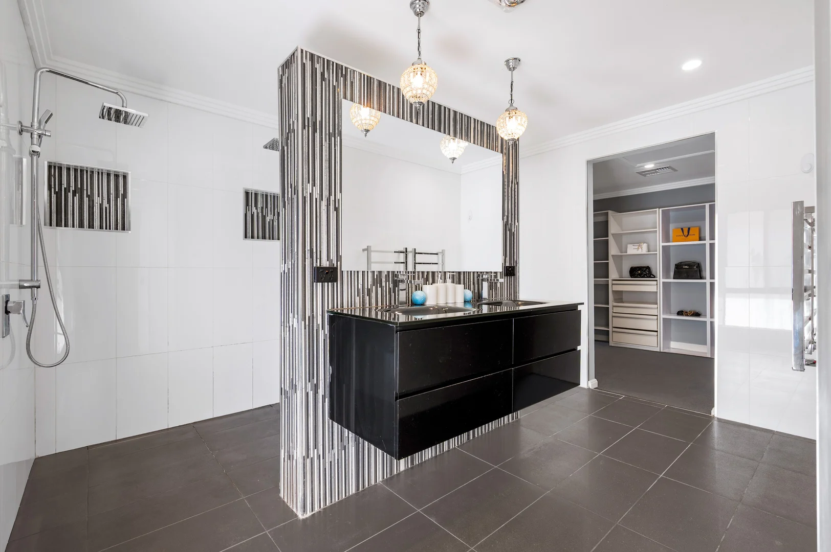 Additional image 16 of 5/135 Moores Way, Glenmore NSW 2570