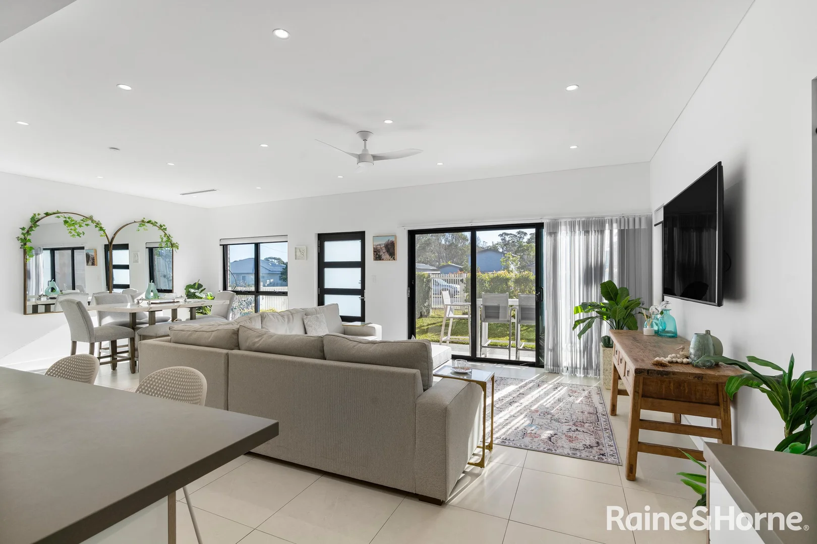 Additional image 10 of 4/42 Nurrawallee Street, Ulladulla NSW 2539