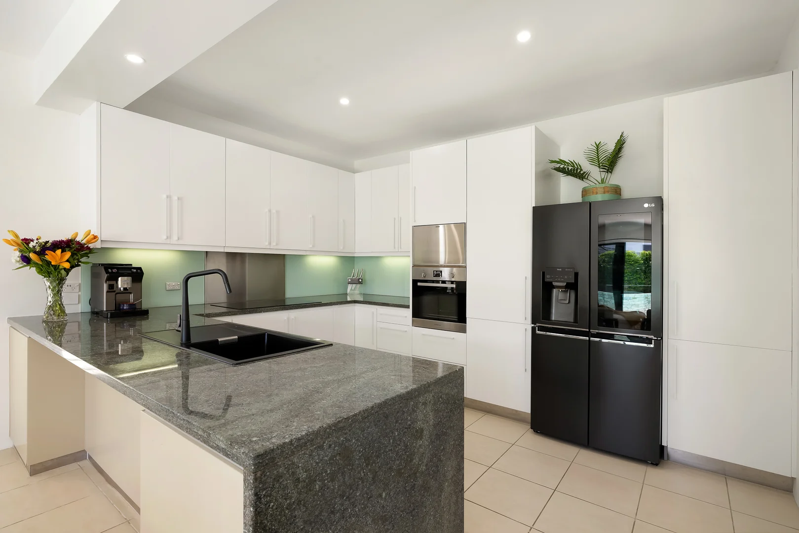 Additional image 4 of 91 Amalfi Drive, Isle Of Capri QLD 4217
