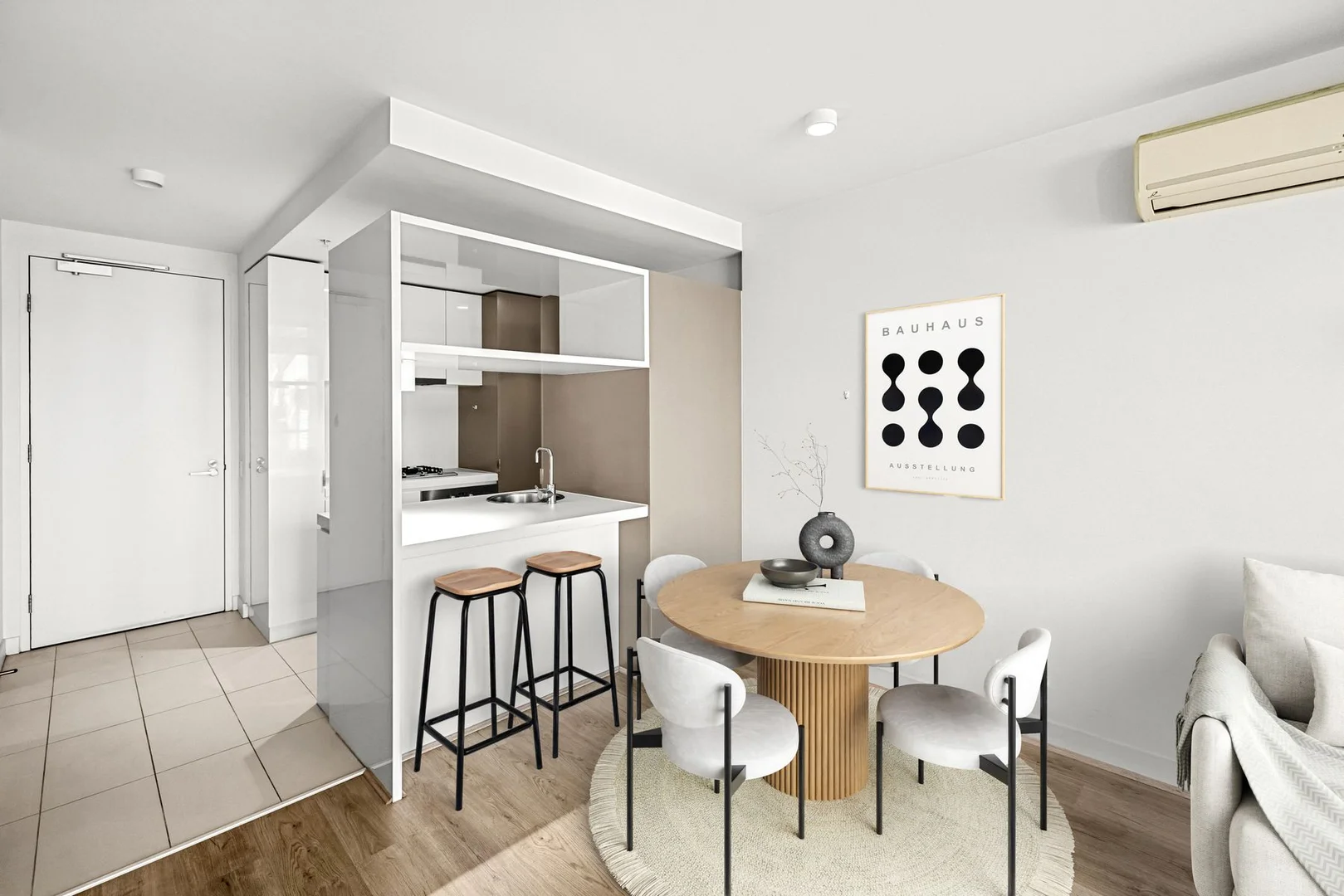 Additional image 2 of 2410/33 Mackenzie Street, Melbourne VIC 3000