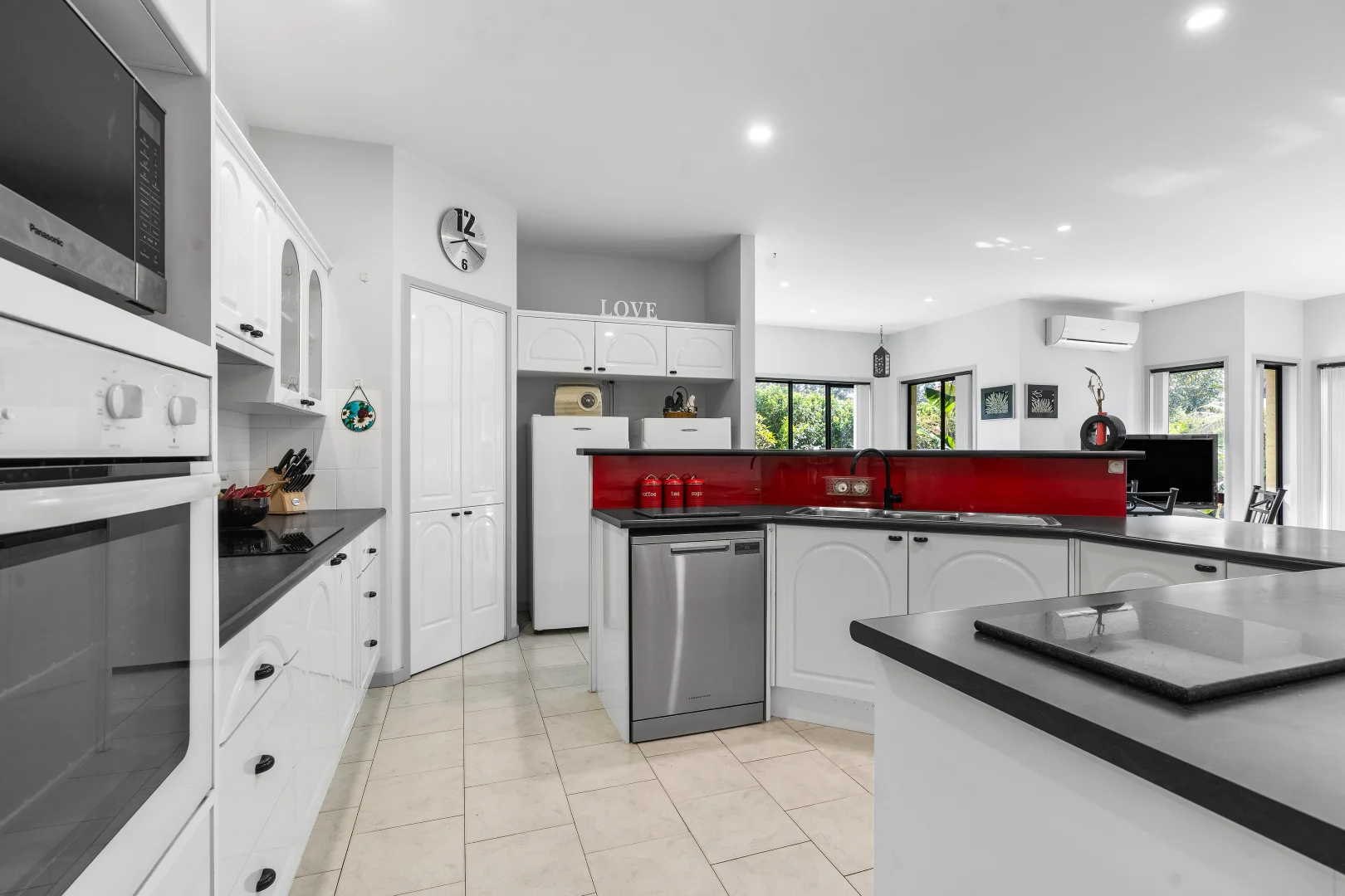 Additional image 6 of 10 Callemondah Close, Narrawallee NSW 2539