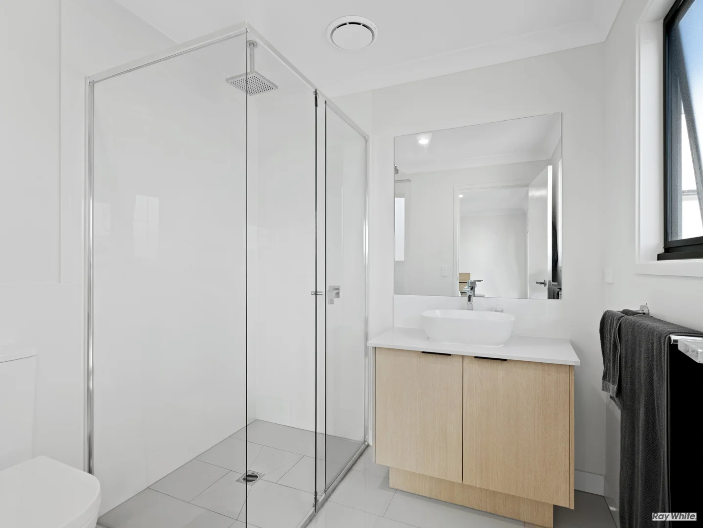 Additional image 12 of 5 Loane Lane, Ripley QLD 4306