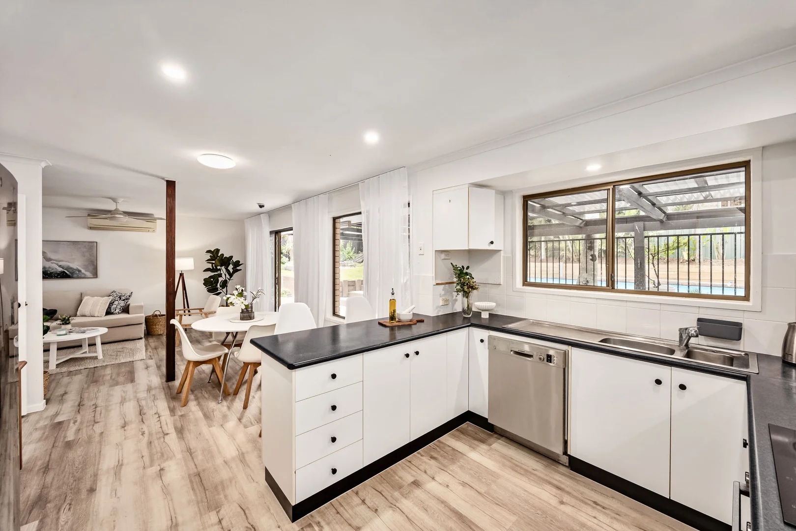 Additional image 3 of 8 Valleybrook Street, Kenmore Hills QLD 4069