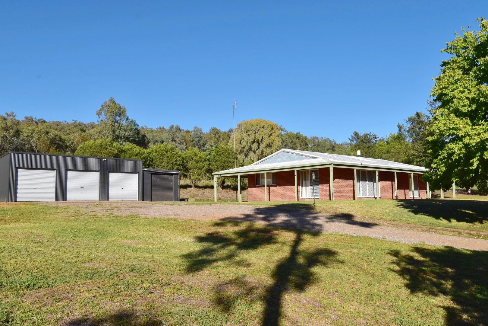 Additional image 2 of 37 Gould League Place, Wellington NSW 2820