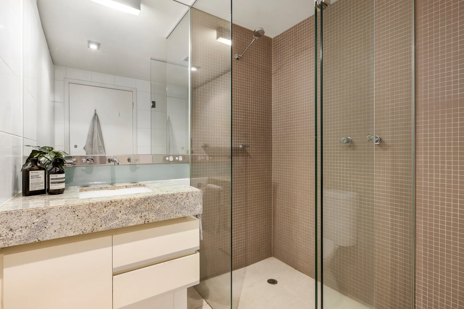 Additional image 6 of 306/250 St Kilda Road, Southbank VIC 3006