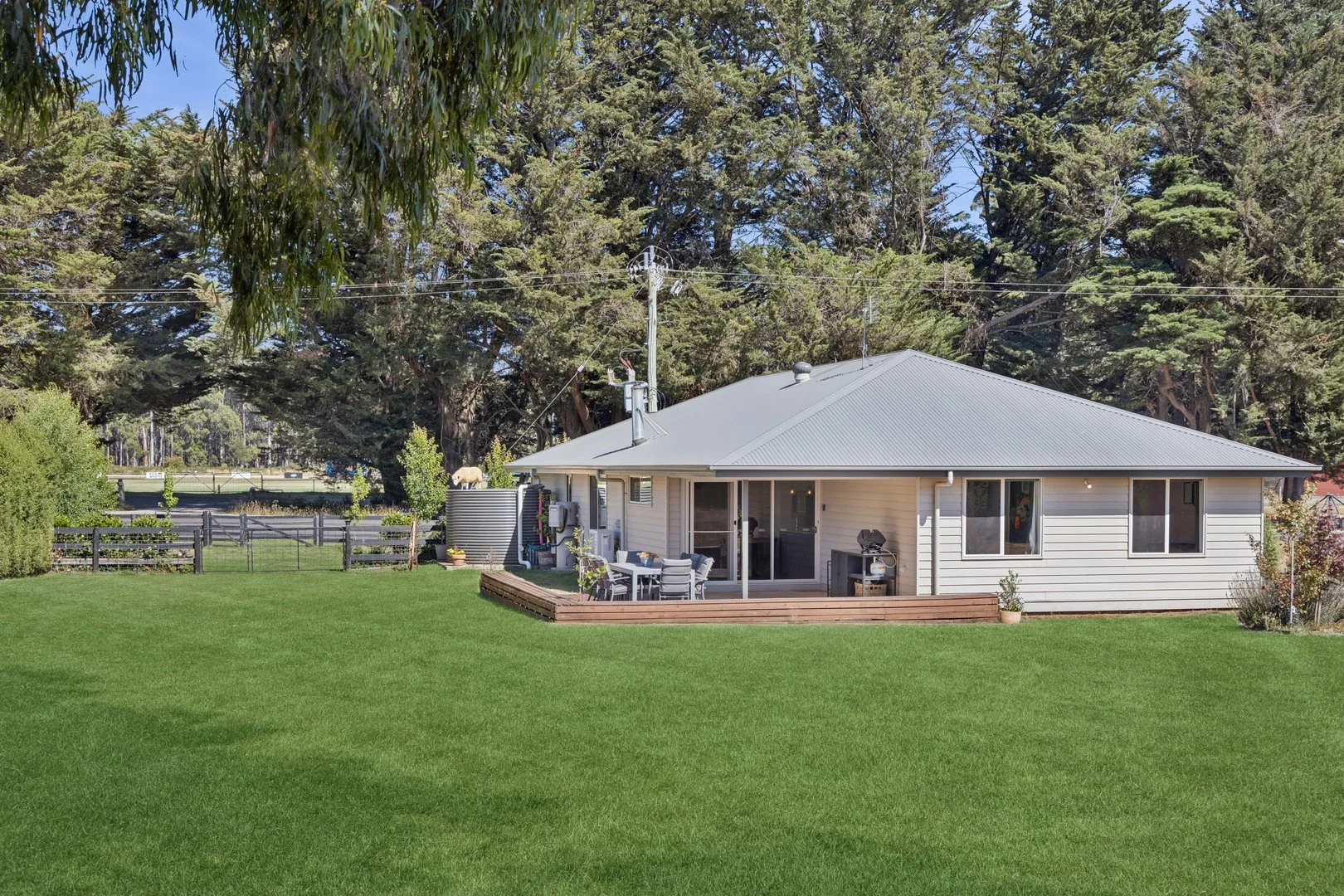 10 Falls Road, Trentham VIC 3458