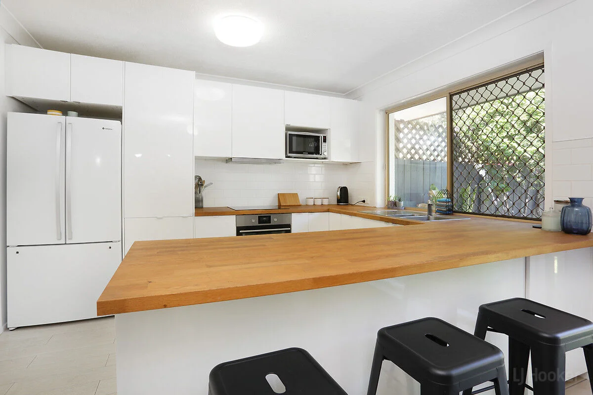 Additional image 4 of 2/469 Pine Ridge Road, Runaway Bay QLD 4216