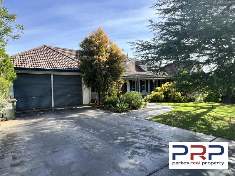 24-26 Barton Street, Parkes NSW 2870