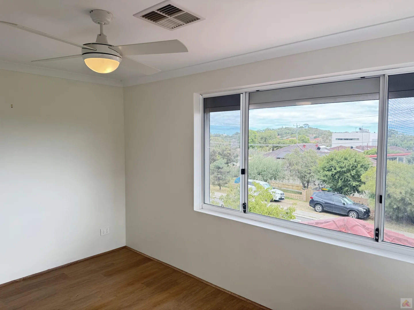 Additional image 19 of 8 Willis Road, Beaconsfield WA 6162