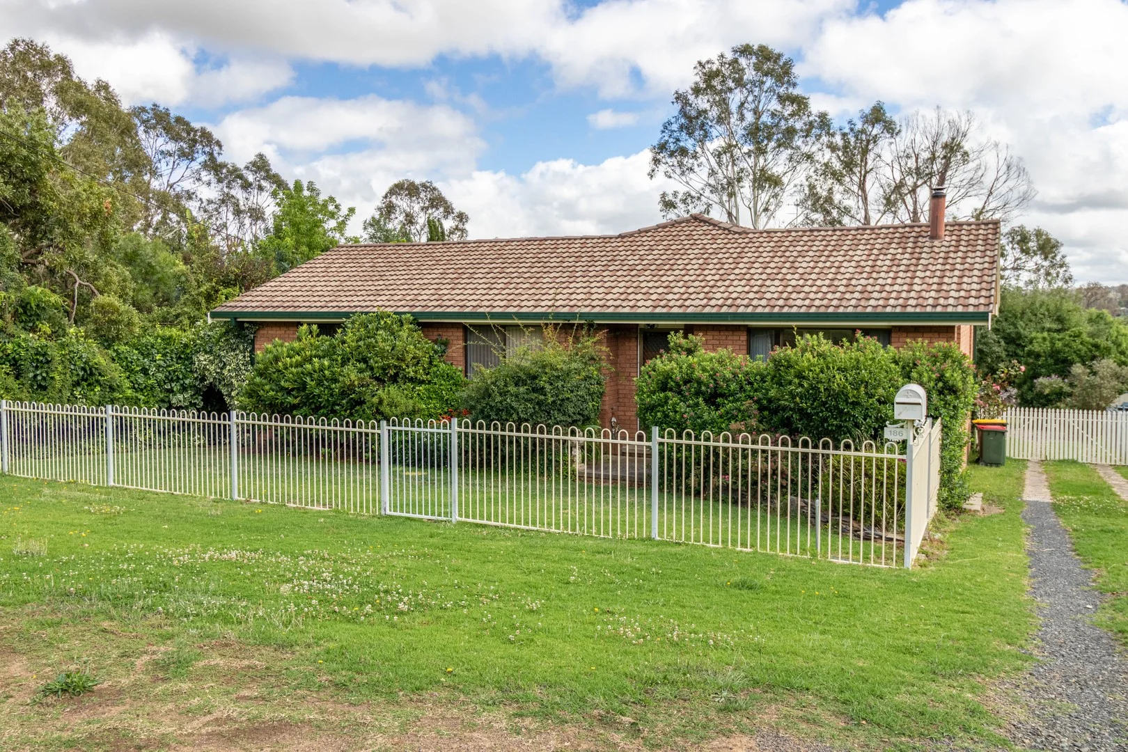 Additional image 2 of 186W Croudace Street, Walcha NSW 2354