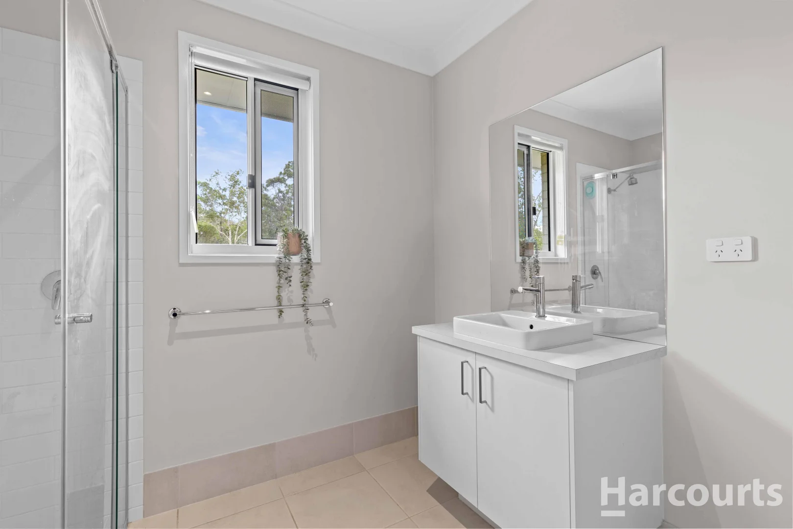 Additional image 9 of 325 Pacific Haven Drive, Pacific Haven QLD 4659