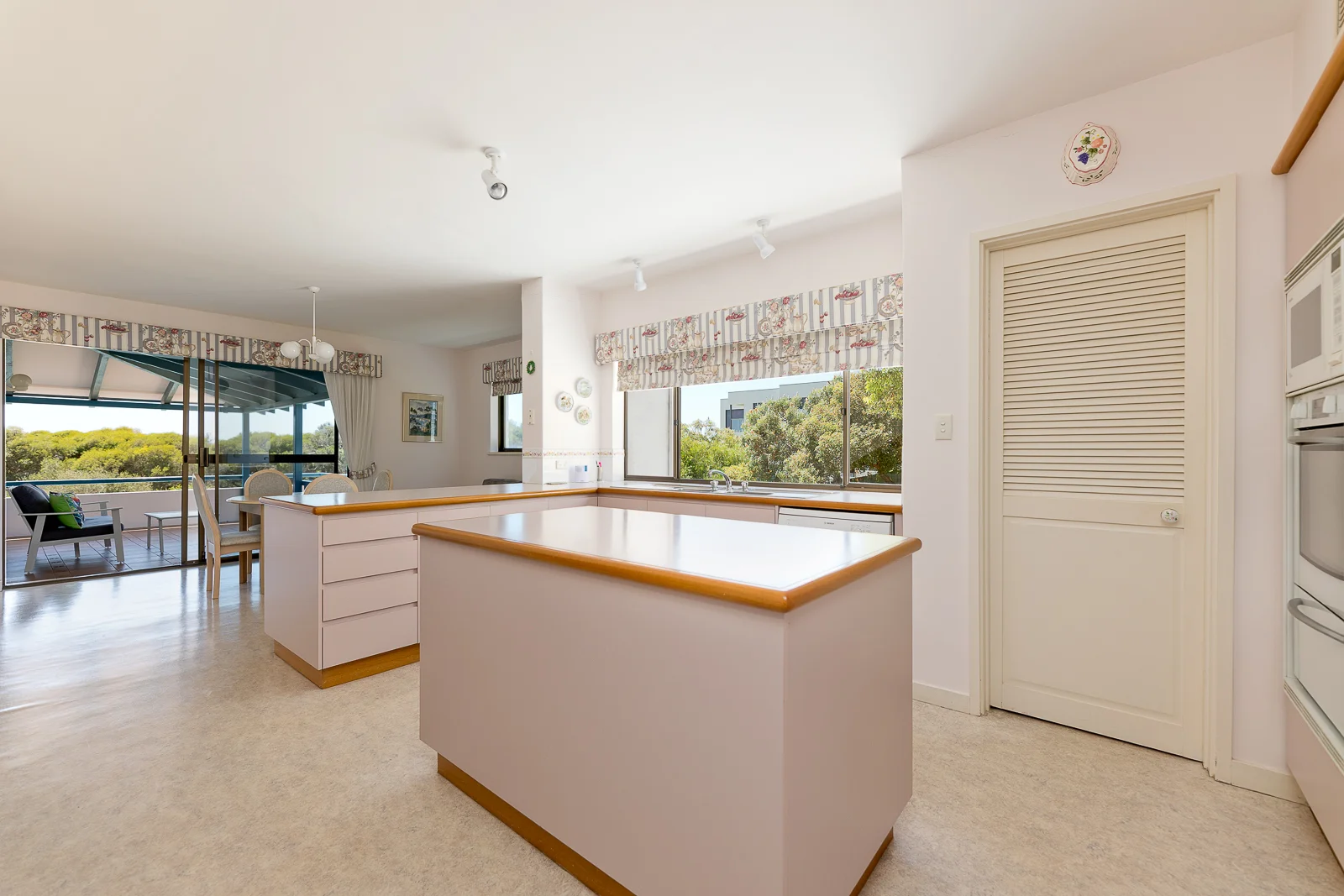 Additional image 13 of 42-44 Burke Drive, Attadale WA 6156