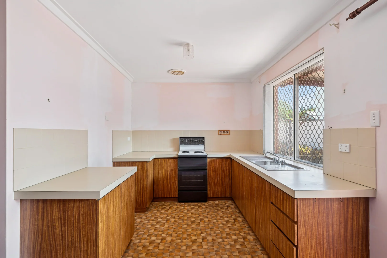 Additional image 13 of 1/14 Helena Street, Guildford WA 6055