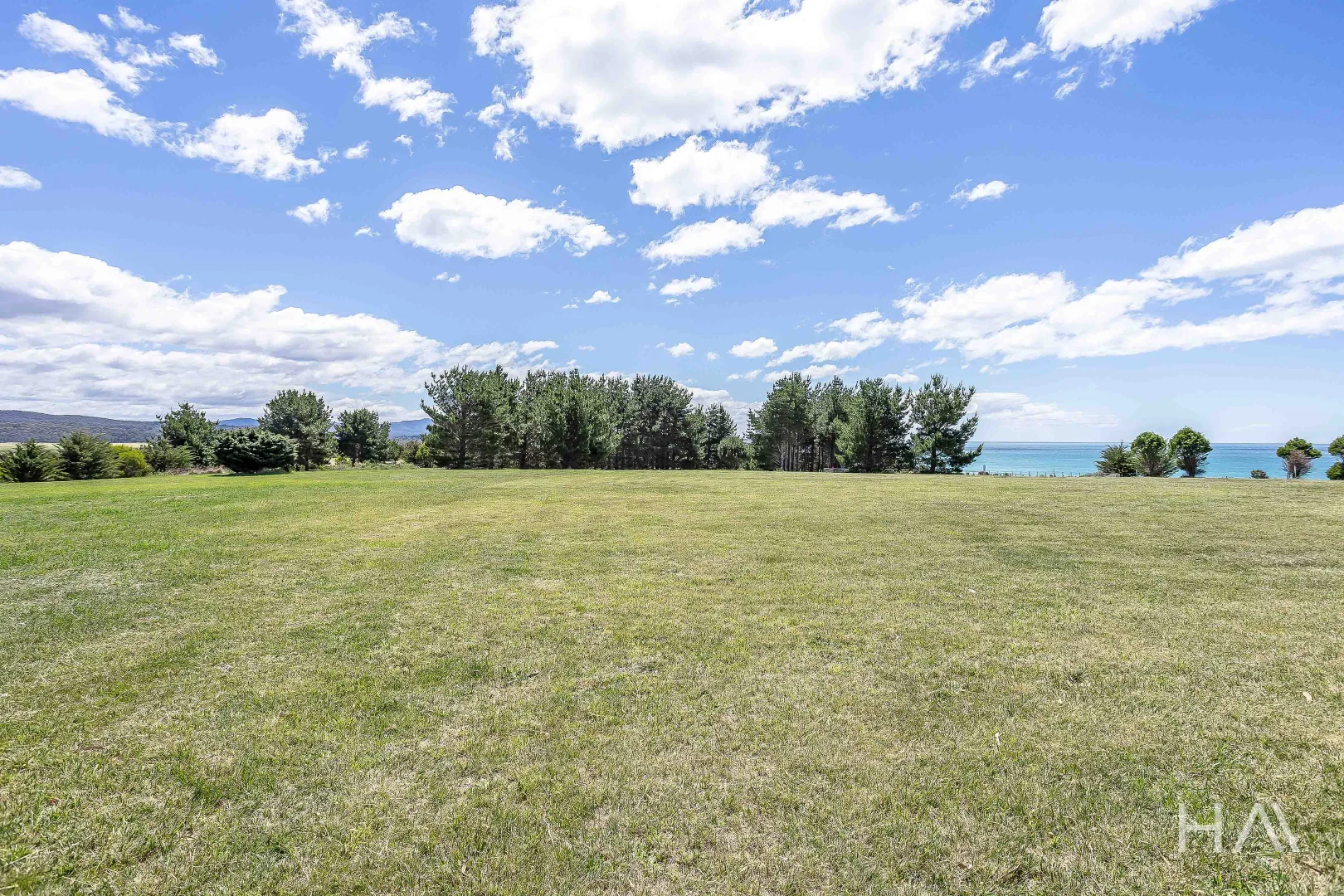 Additional image 9 of 11 & 12/36 Franks Street, Falmouth TAS 7215