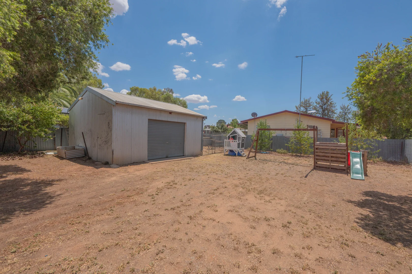 Additional image 28 of 27 Cedar Street, West Wyalong NSW 2671