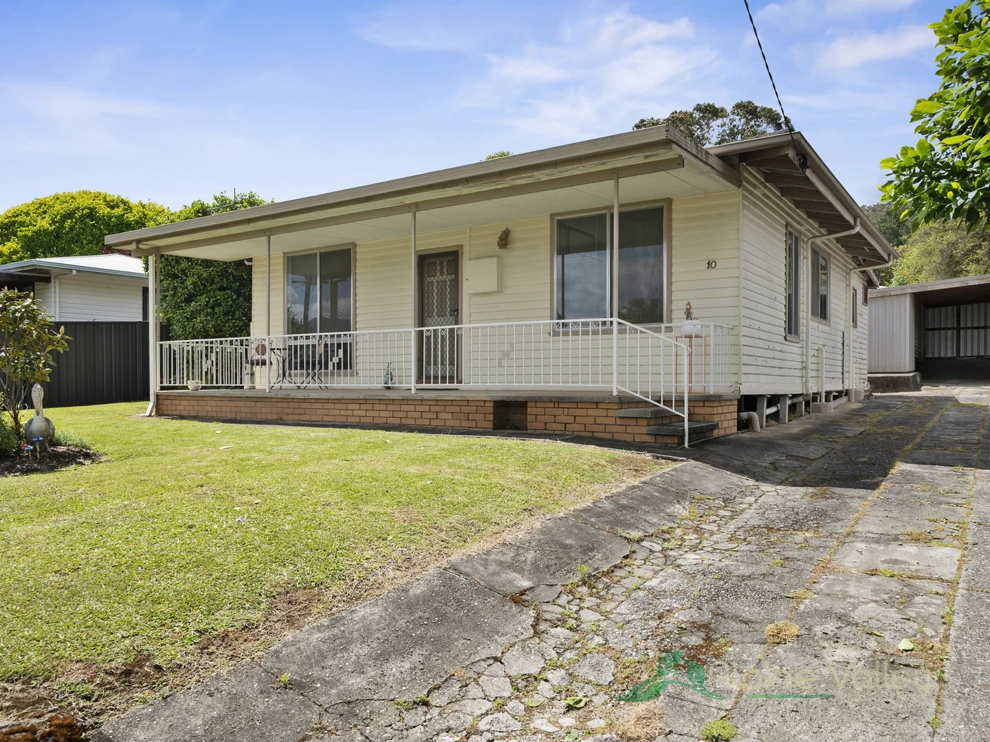 10 Roper Street, Mount Beauty VIC 3699