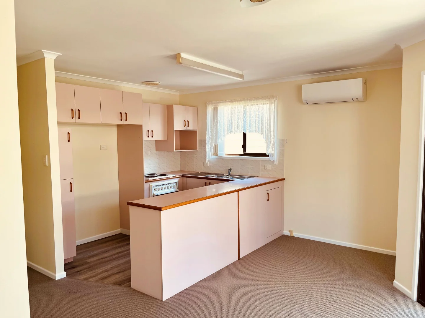 Additional image 5 of 530 Pine Ridge Rd, Coombabah QLD 4216