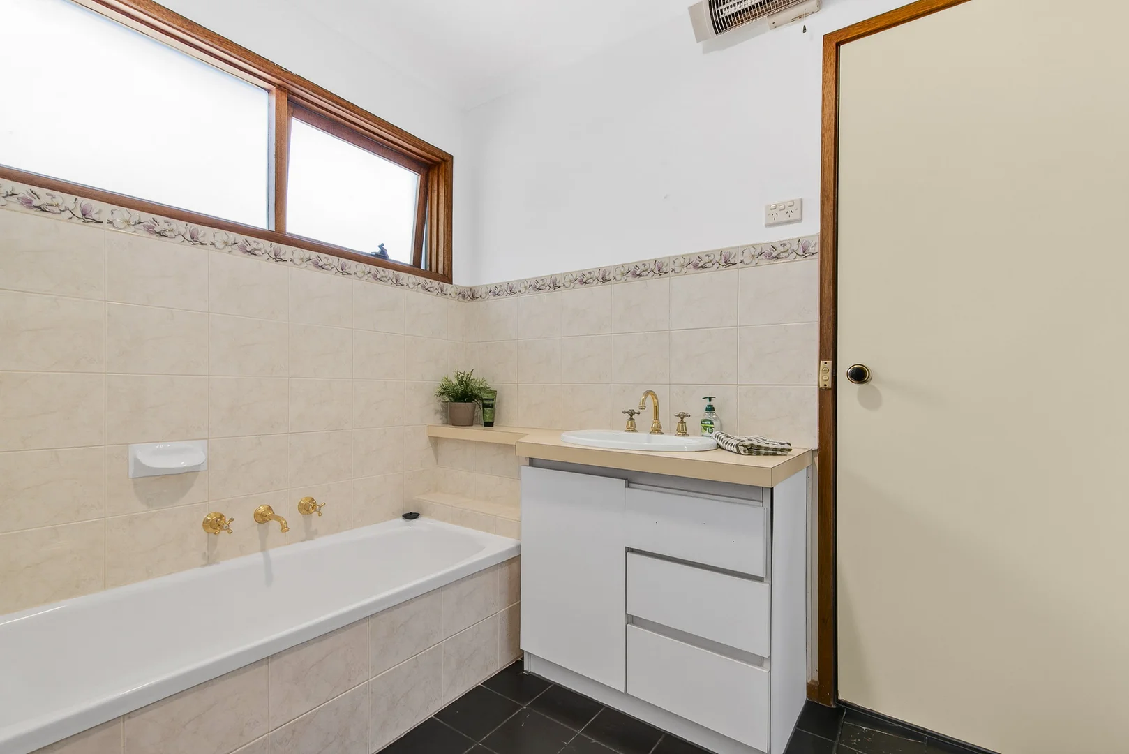 Additional image 10 of 3 St Ives Avenue, Frankston South VIC 3199