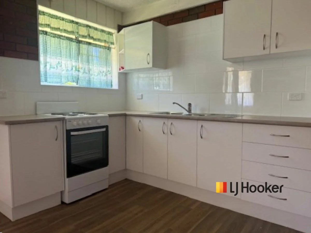 Additional image 7 of 1-4/18 Algalah Street, Narromine NSW 2821