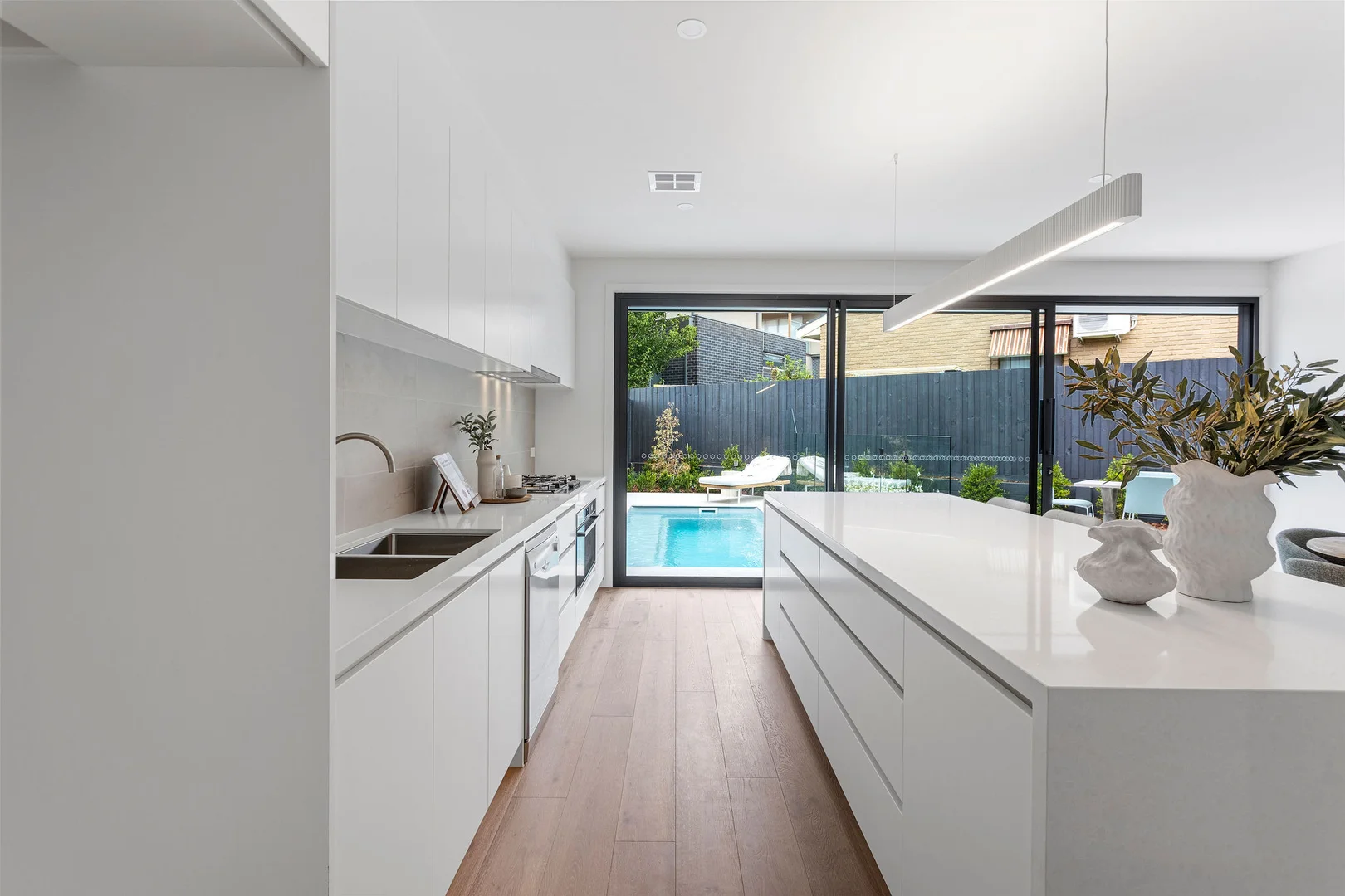 Additional image 5 of 8 Swansea Grove, Mornington VIC 3931