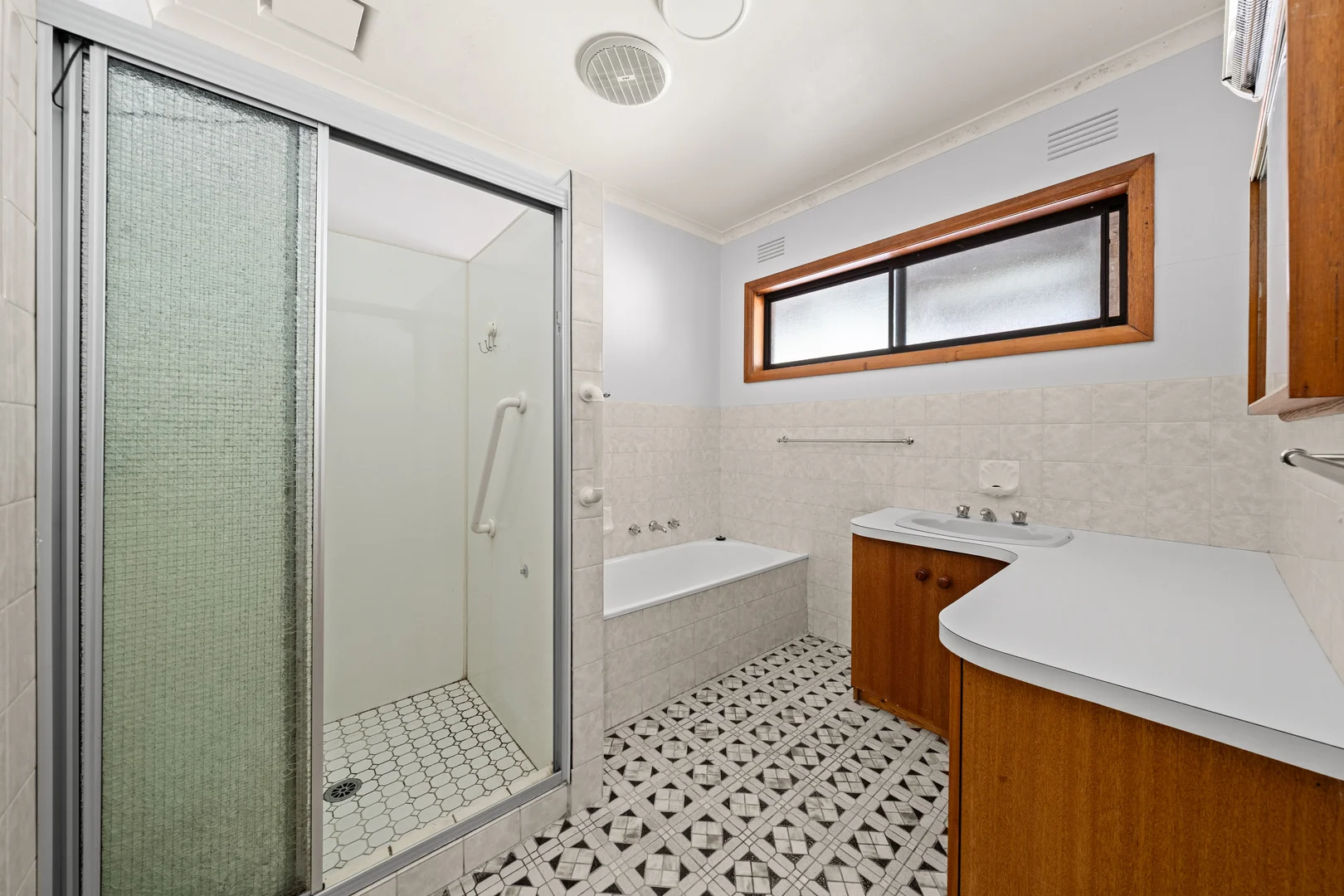 Additional image 11 of 64 Mansfield Road, Benalla VIC 3672