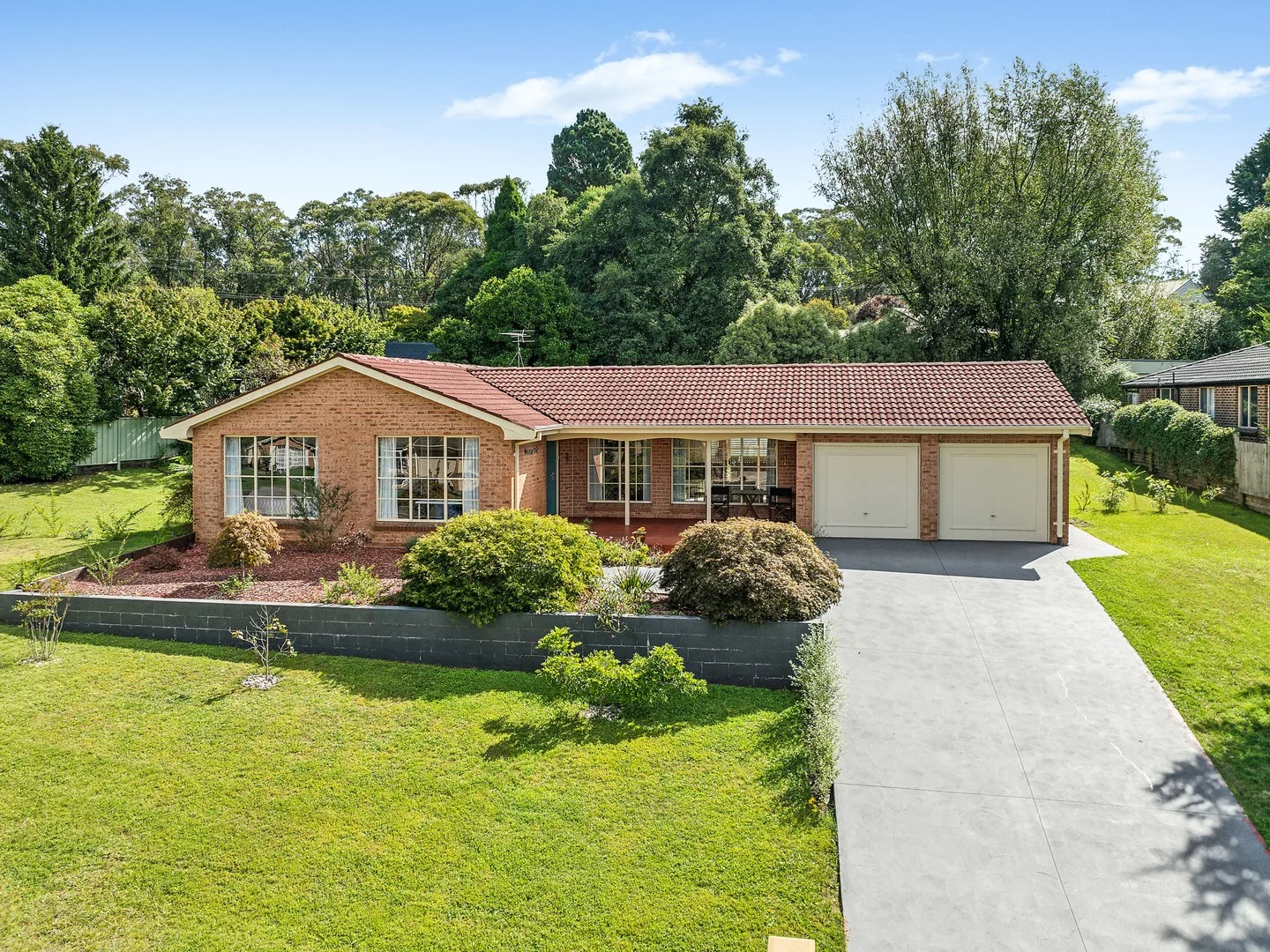 4-6 Flora Street, Wentworth Falls NSW 2782