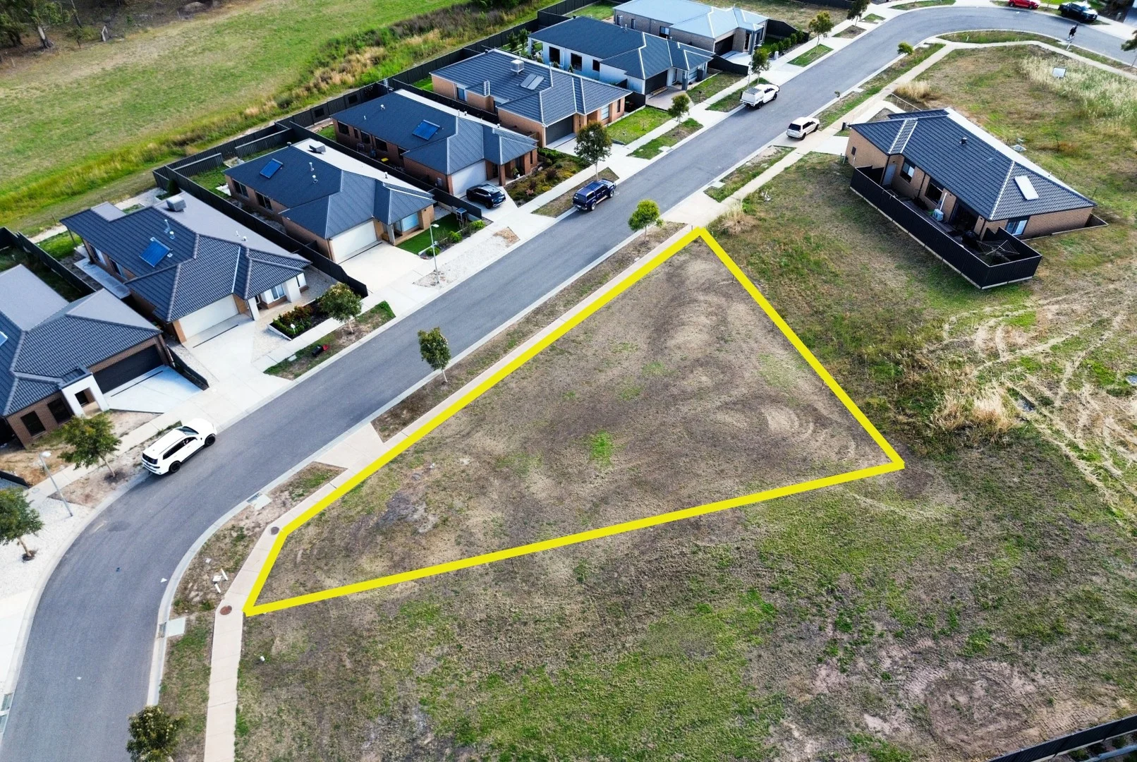 37 Delma Crescent, Seymour VIC 3660