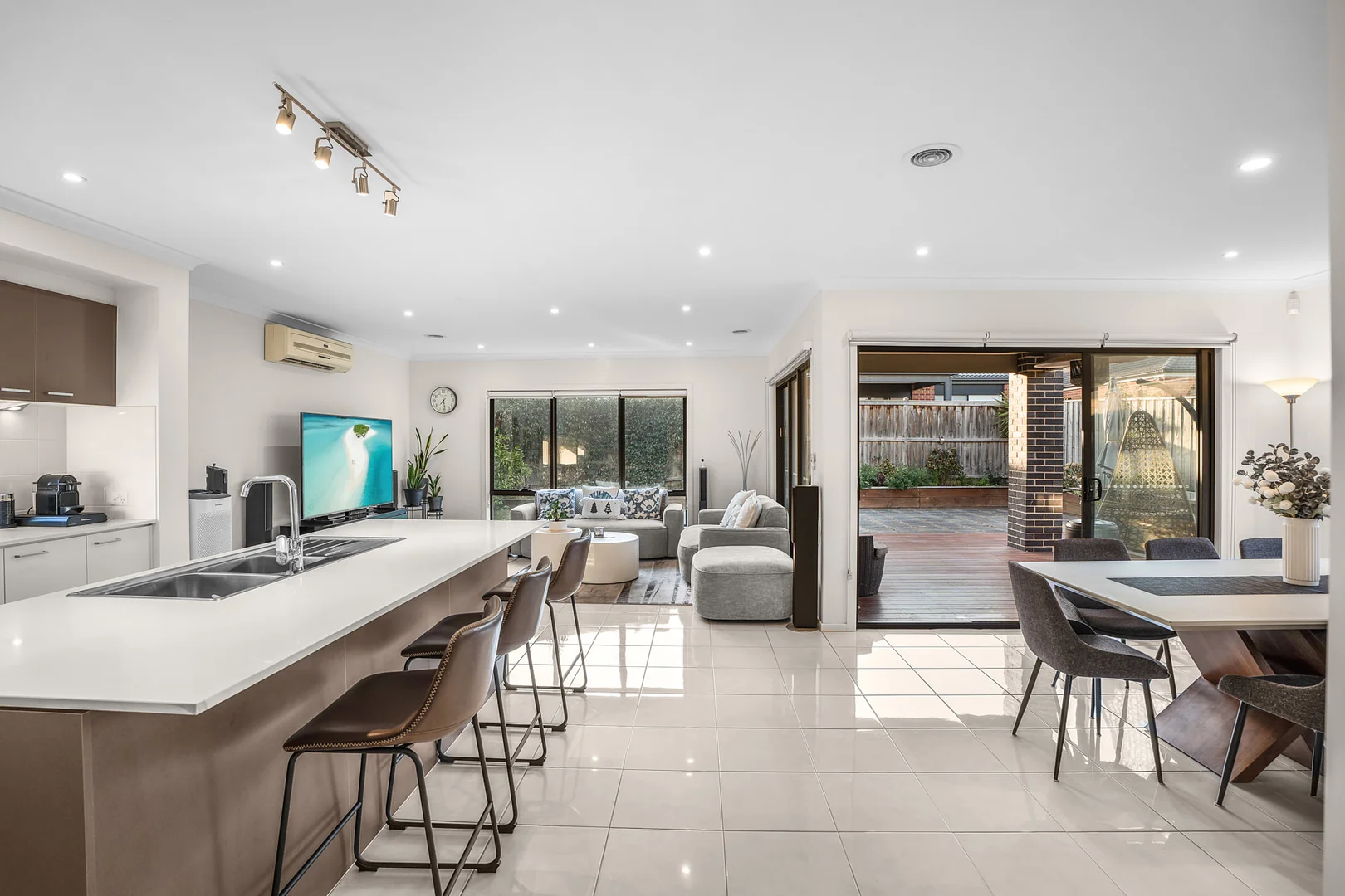 Additional image 3 of 17 Strettle Crescent, Cranbourne North VIC 3977