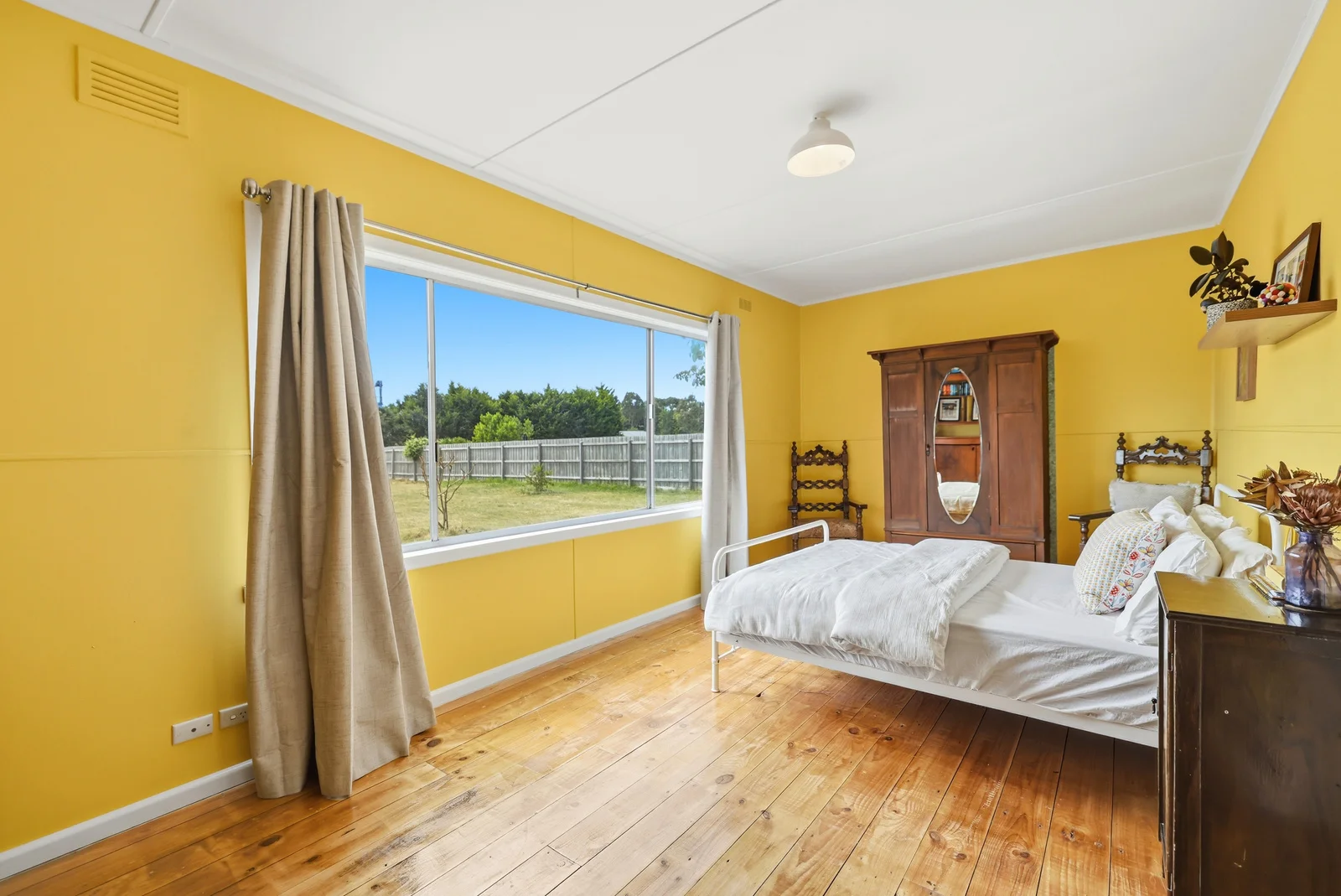 Additional image 19 of 14 Roger Street, Romsey VIC 3434