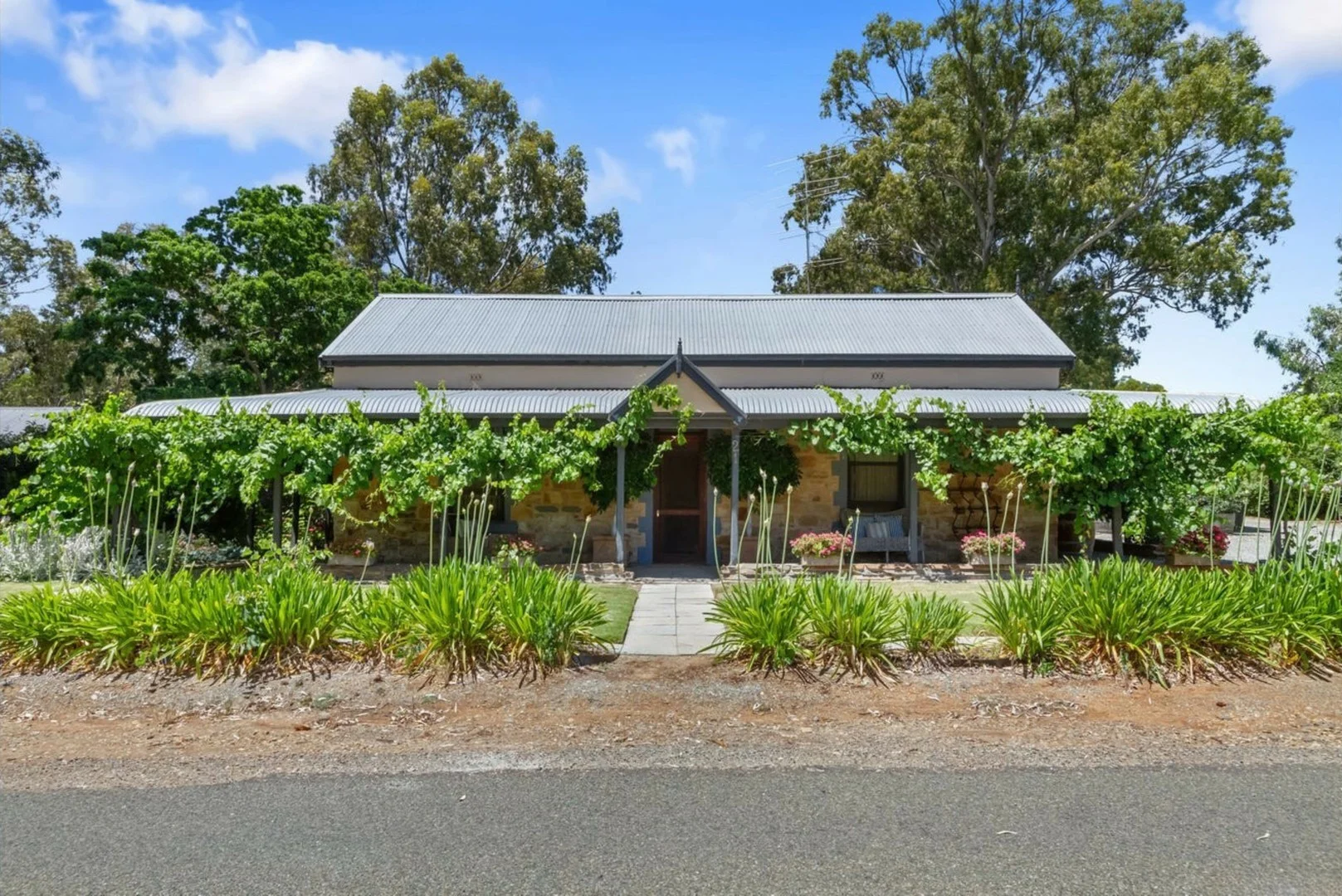 21 Hill St, Mintaro SA 5415