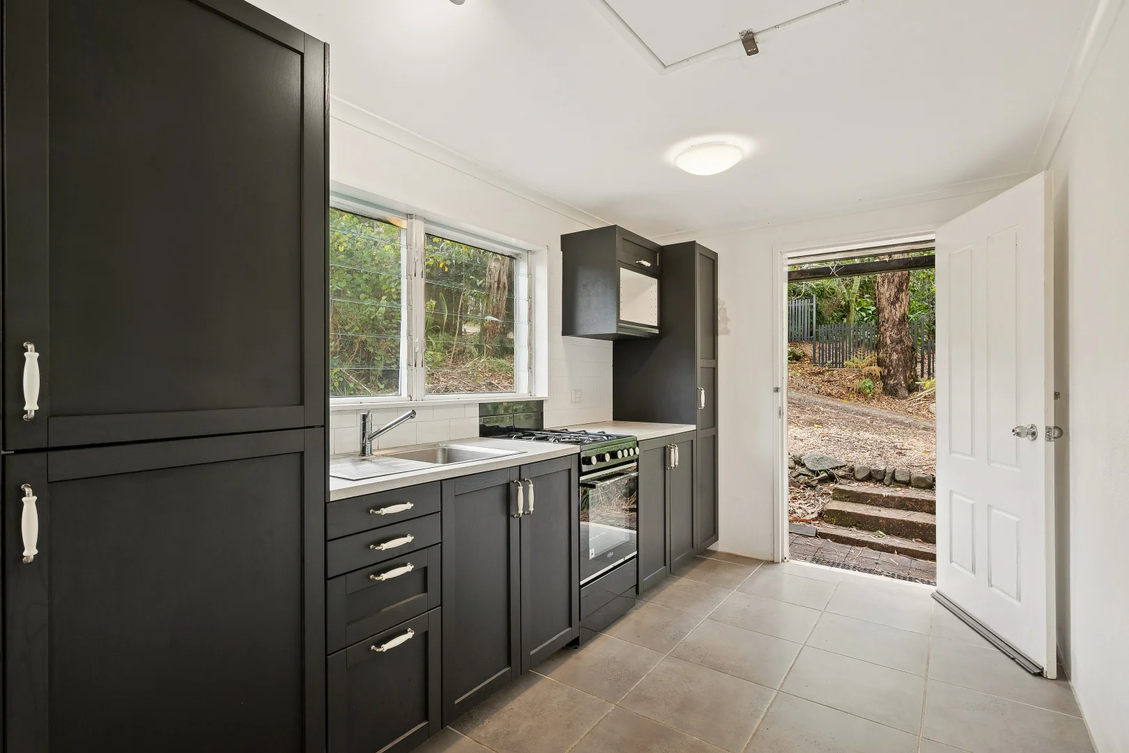 Additional image 12 of 12 Benson Road, Mount Nebo QLD 4520