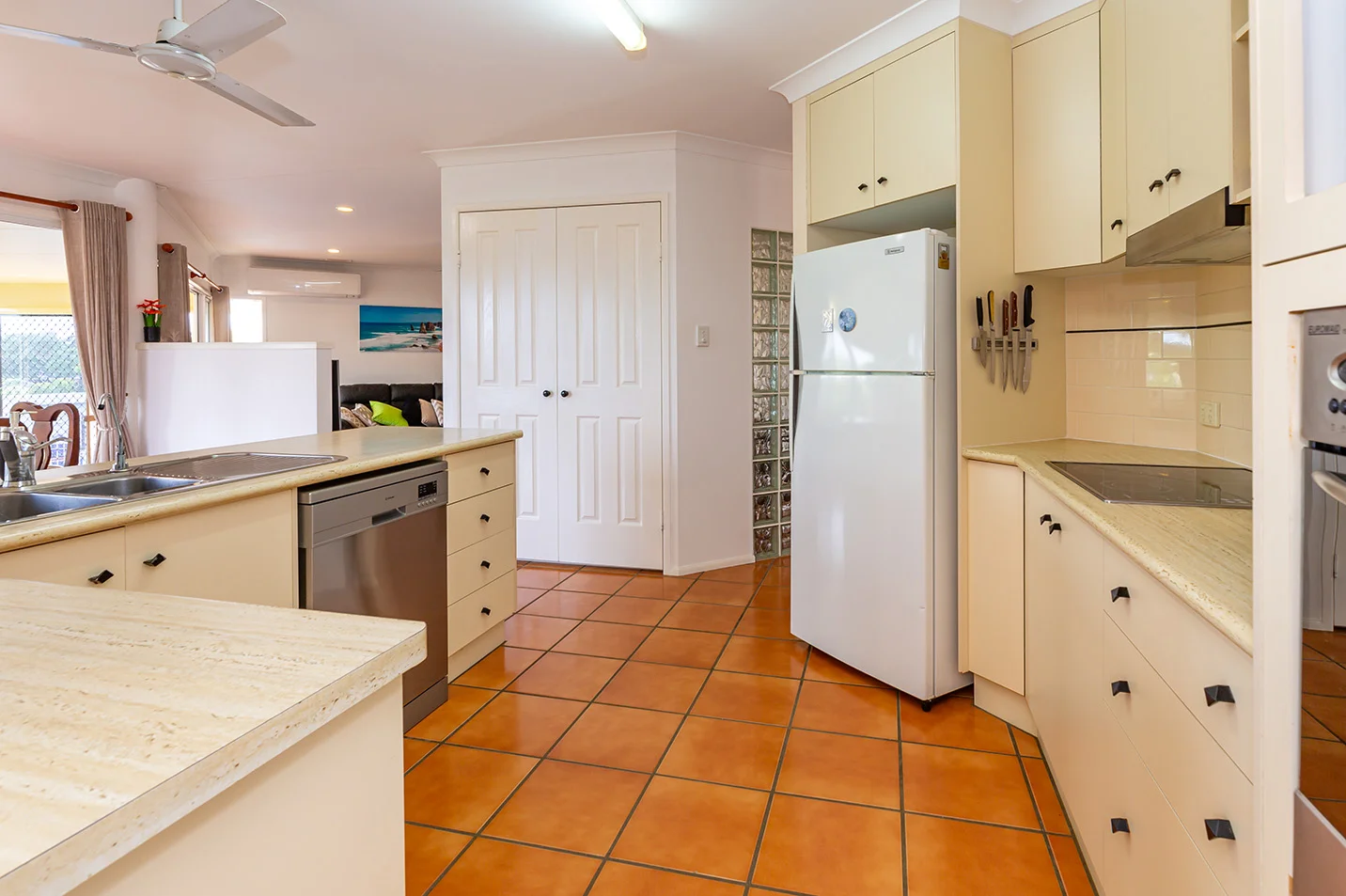 Additional image 3 of 9 Robina Drive, Avoca QLD 4670