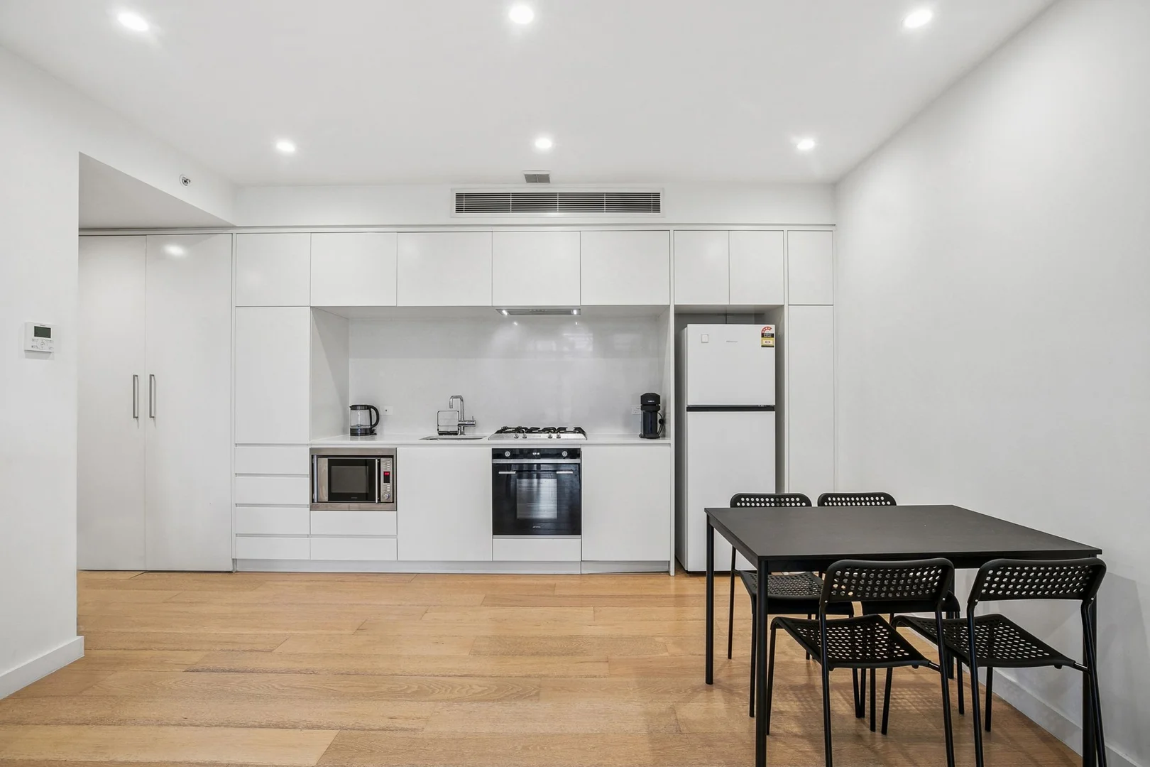 Additional image 3 of 807/280 Jones Street, Pyrmont NSW 2009