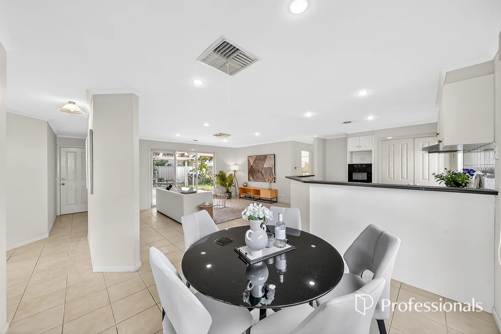 Additional image 10 of 18 Portofino Crescent, Point Cook VIC 3030