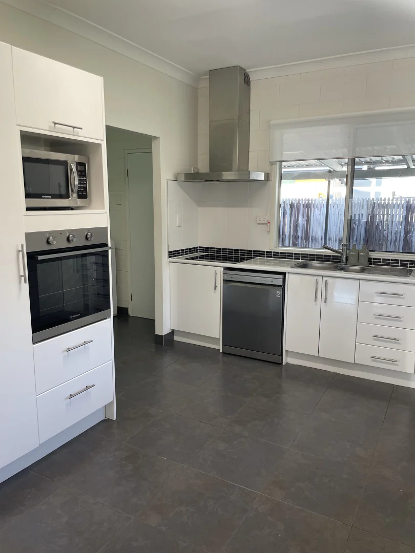 Additional image 7 of 43 Braby Street, Alva QLD 4807