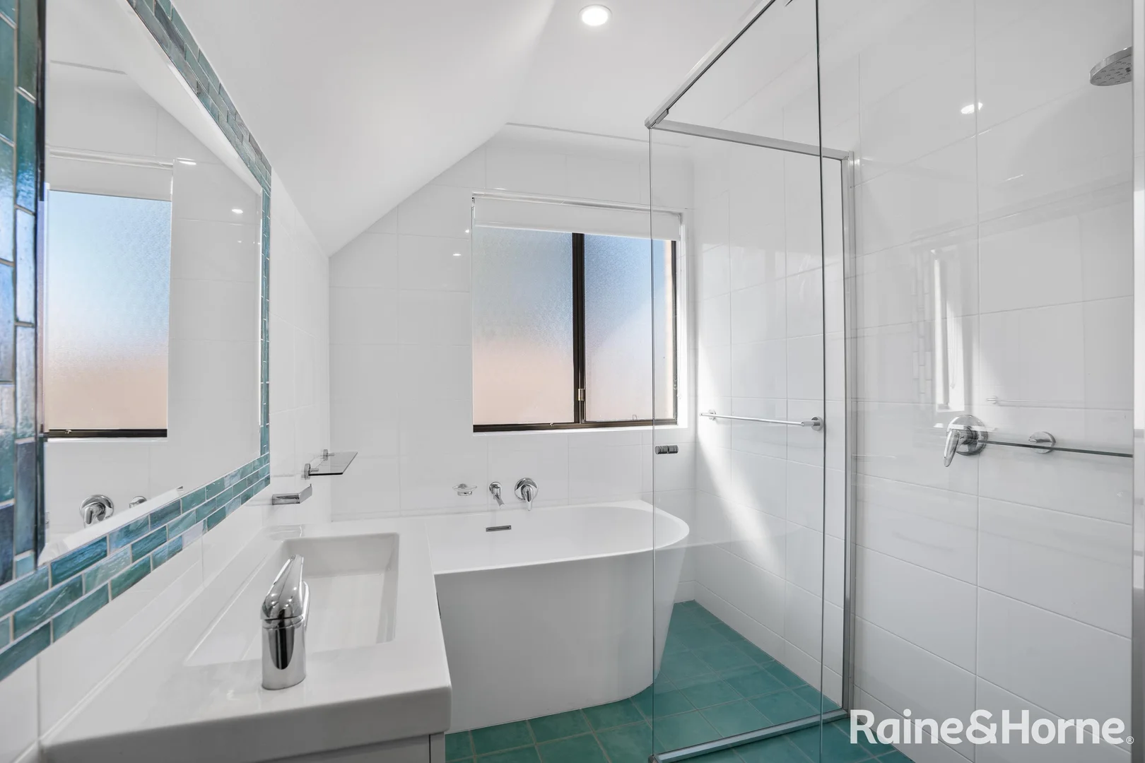 Additional image 18 of 5/30 Augusta Place, Mollymook Beach NSW 2539