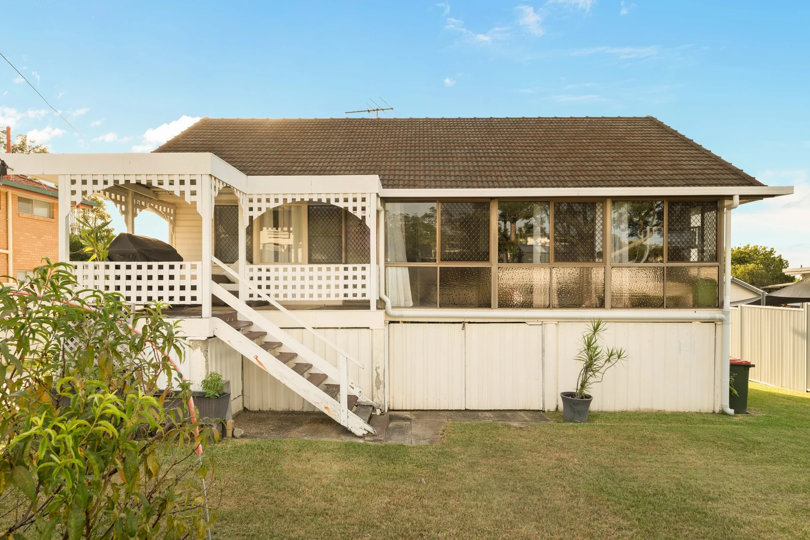 Additional image 3 of 215 Scarborough Road, Scarborough QLD 4020
