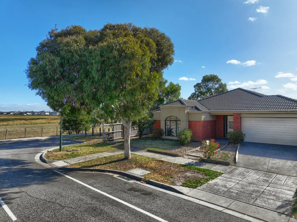 Additional image 20 of 229 Paterson Drive, Lynbrook VIC 3975