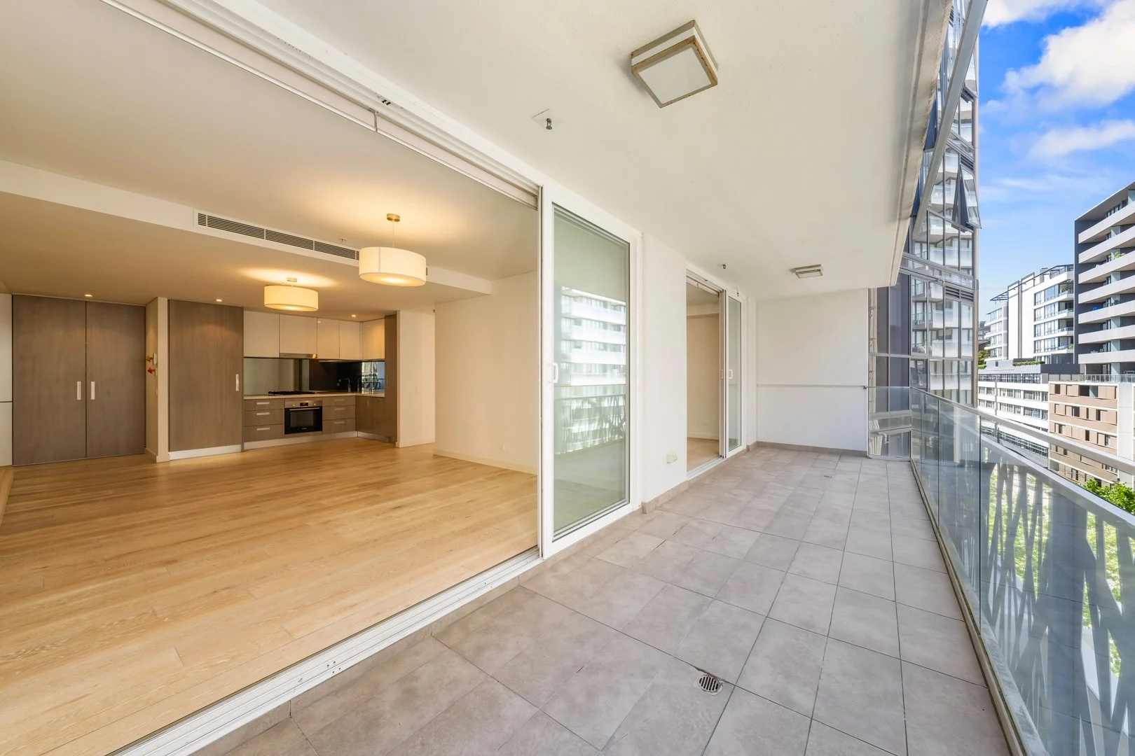 705/156-158 Pacific Highway, North Sydney NSW 2060