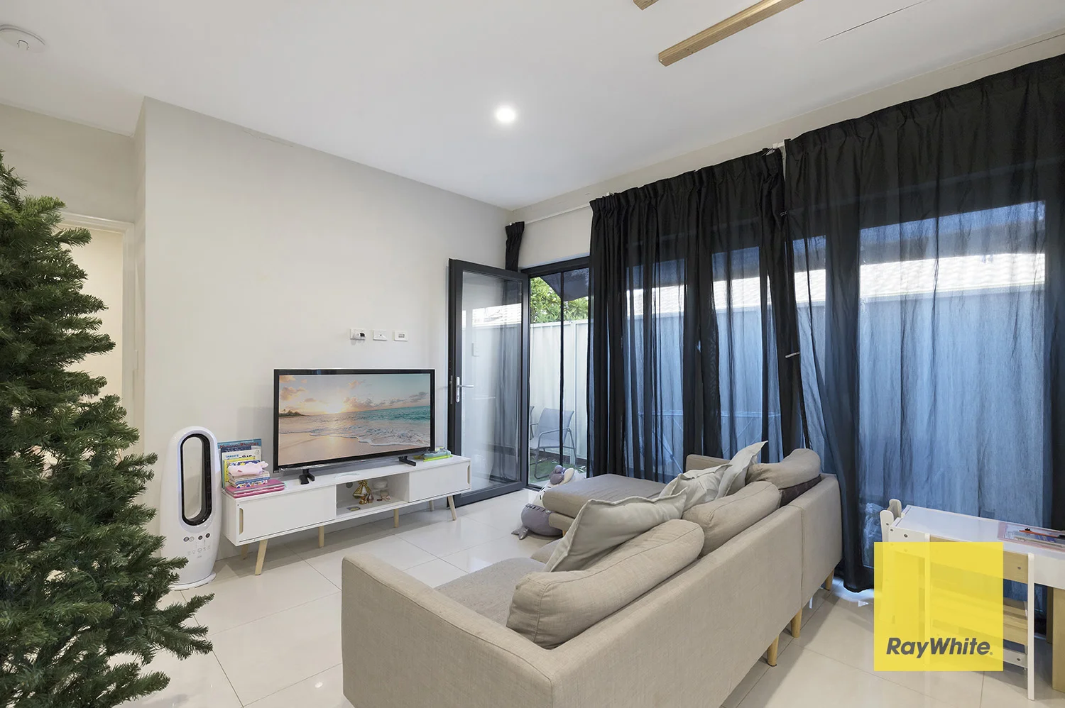 Additional image 4 of 2/43 Yale Road, Thornlie WA 6108