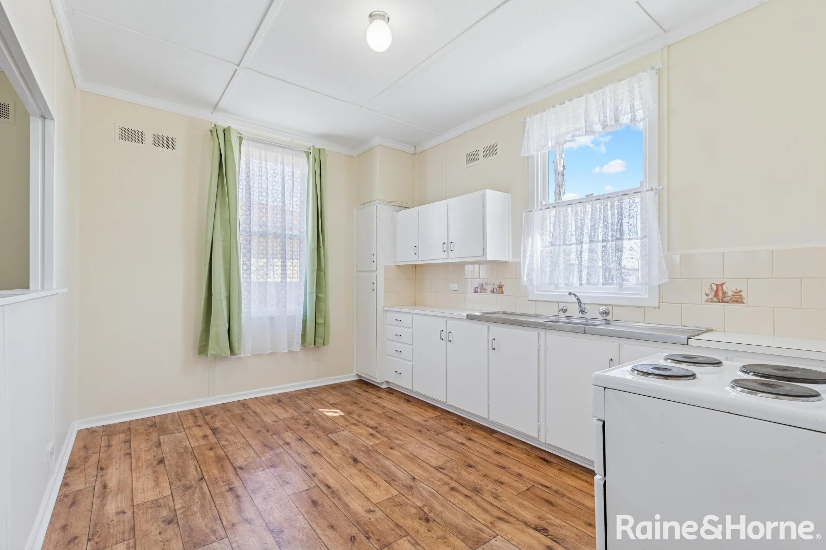 Additional image 3 of 8 Tiller Street, Tailem Bend SA 5260