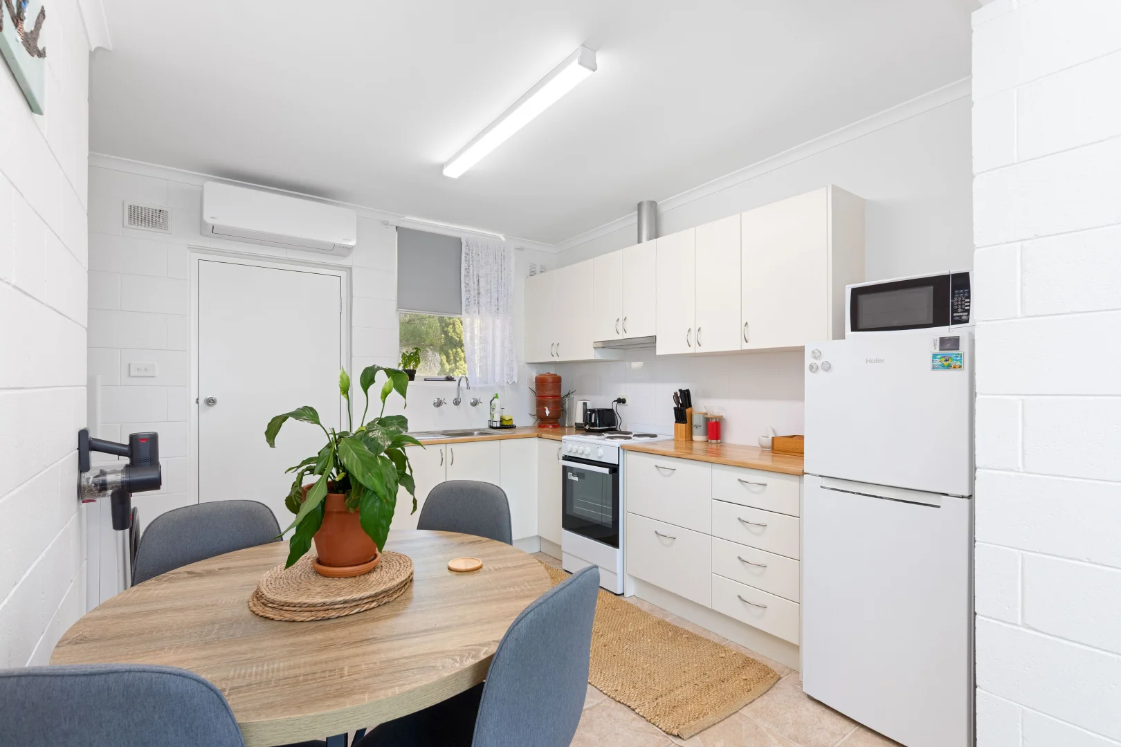 Additional image 8 of 4/68 Lincoln Highway, Port Lincoln SA 5606