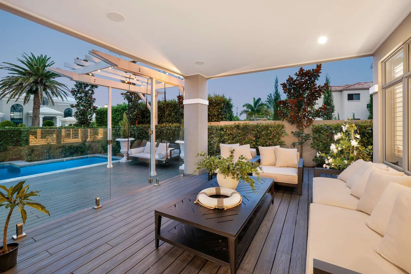 Additional image 24 of 8 Queen Guineveres Place, Sovereign Islands QLD 4216