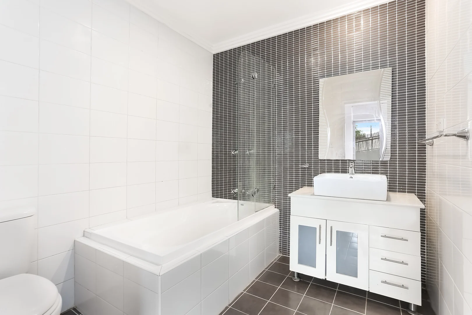 Additional image 4 of 9/442-444 King Georges Road, Beverly Hills NSW 2209