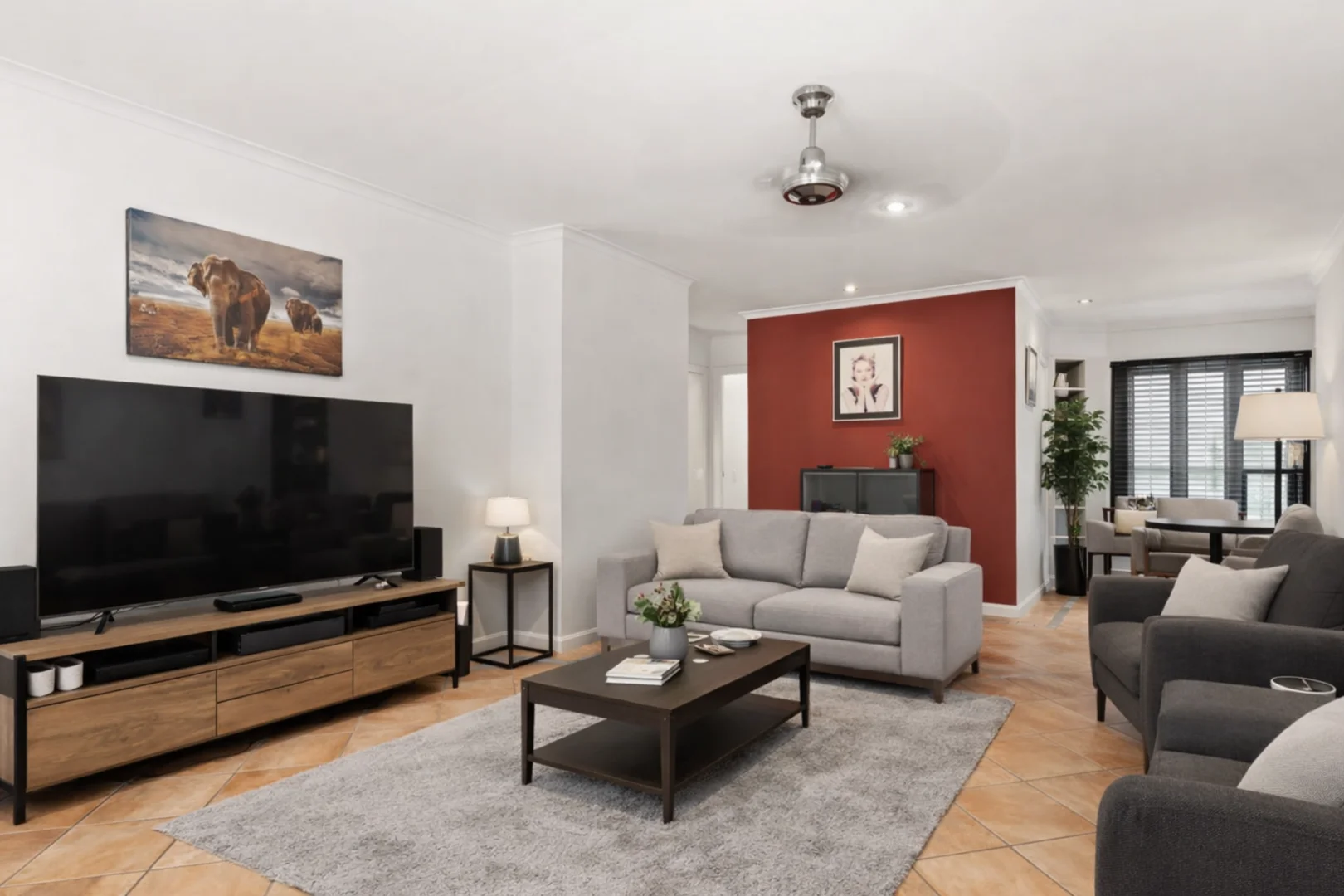 Additional image 5 of 2/4 Telopea Street, Labrador QLD 4215