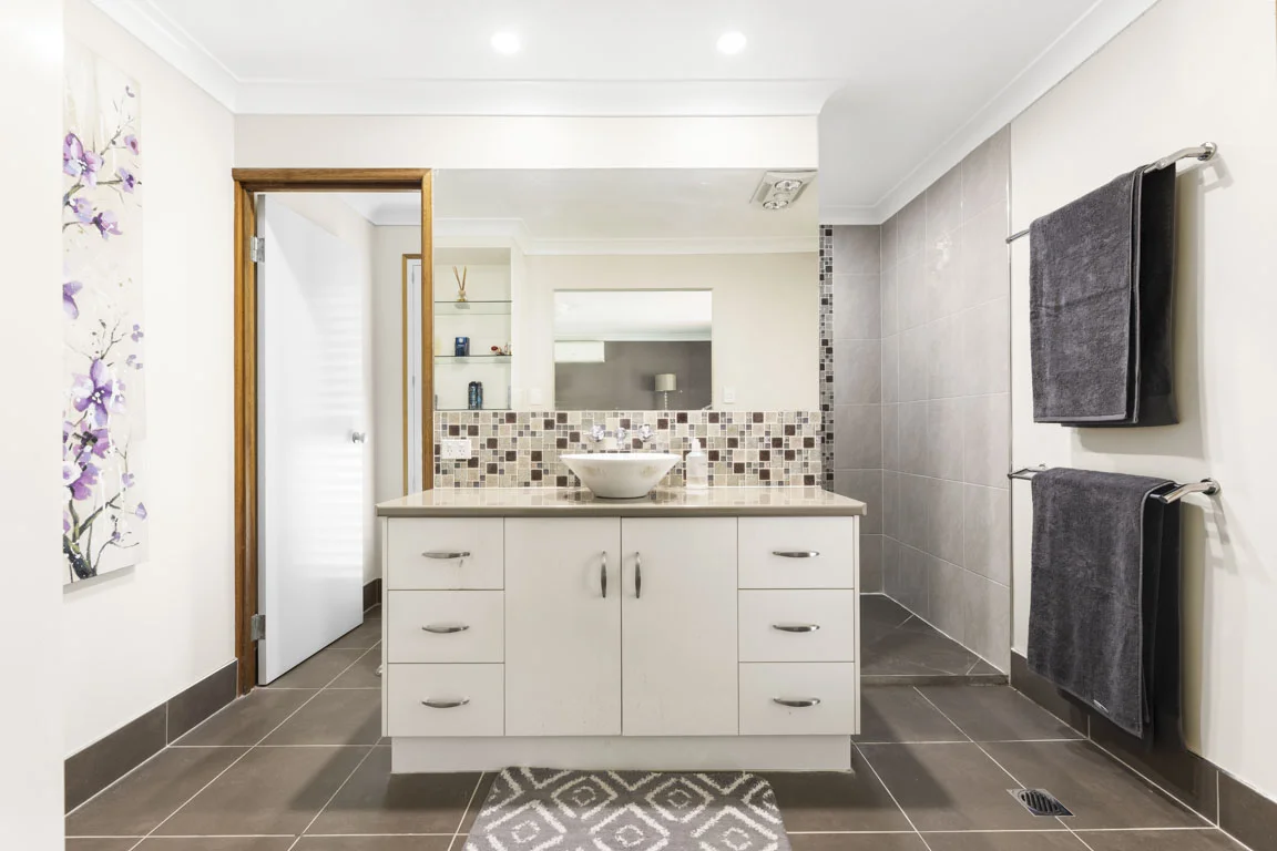 Additional image 19 of 36 Walkers Springs Road, Preston QLD 4352