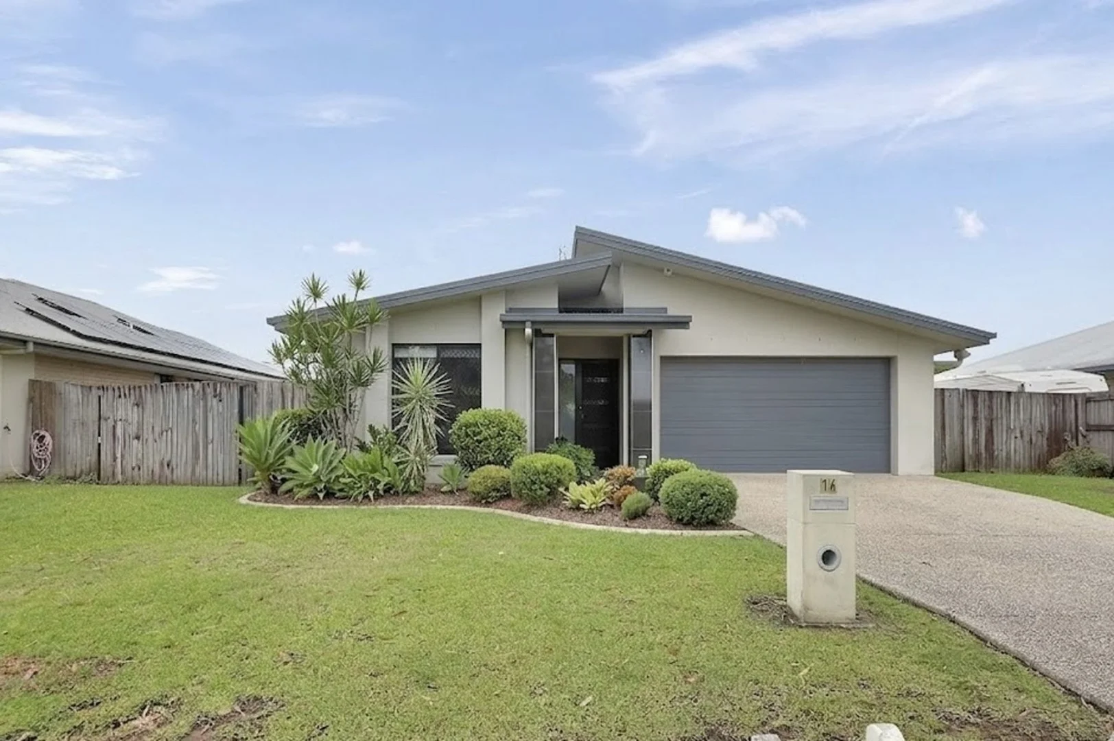 16 Dorothy Place, Mirani QLD 4754