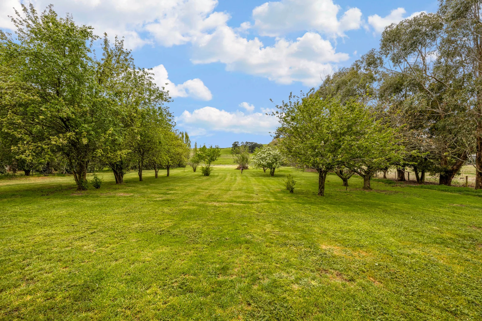 Additional image 26 of 107 Russells Road, Woodend VIC 3442