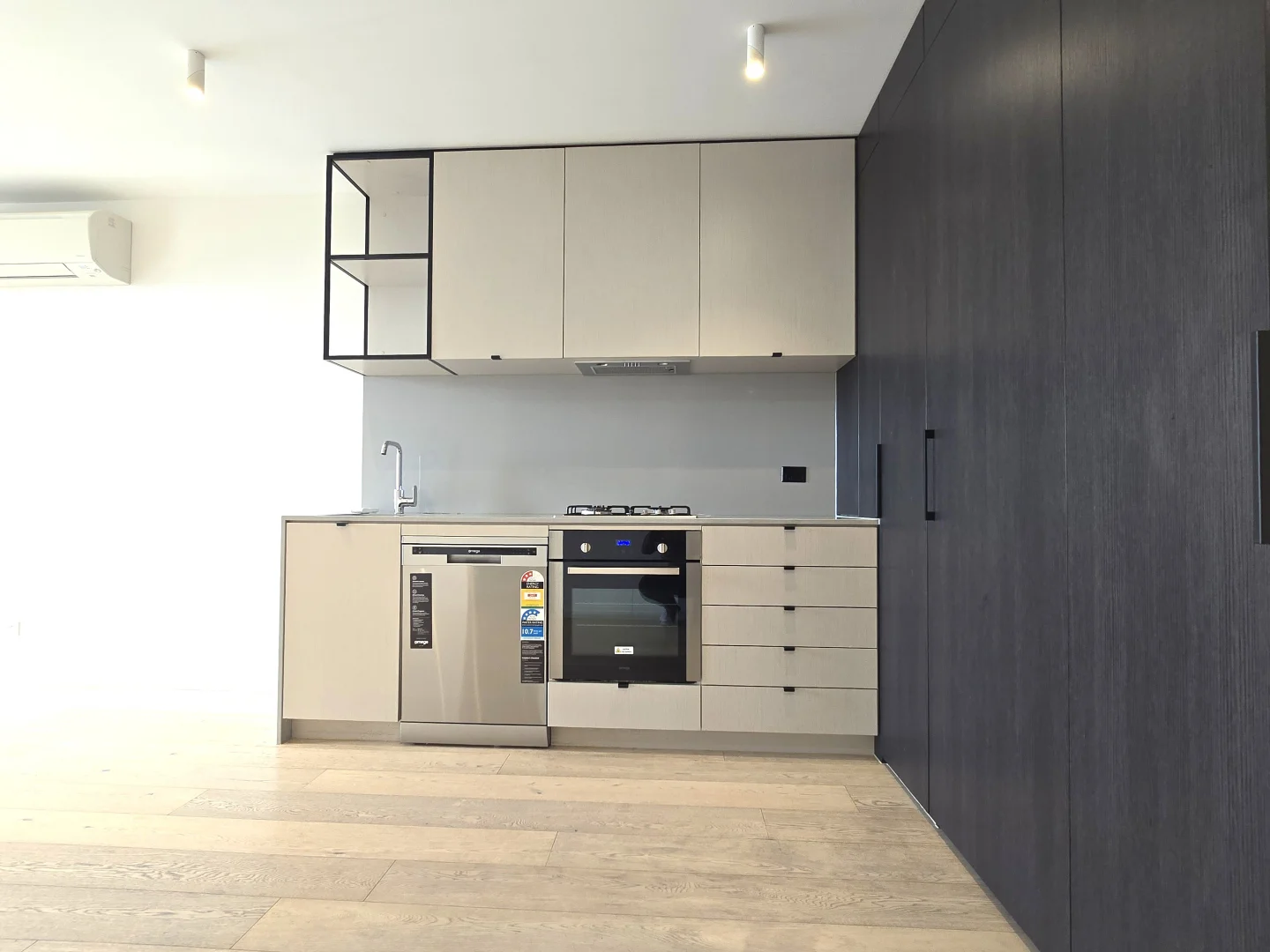 Additional image 2 of 1105/61 Galada Avenue, Parkville VIC 3052