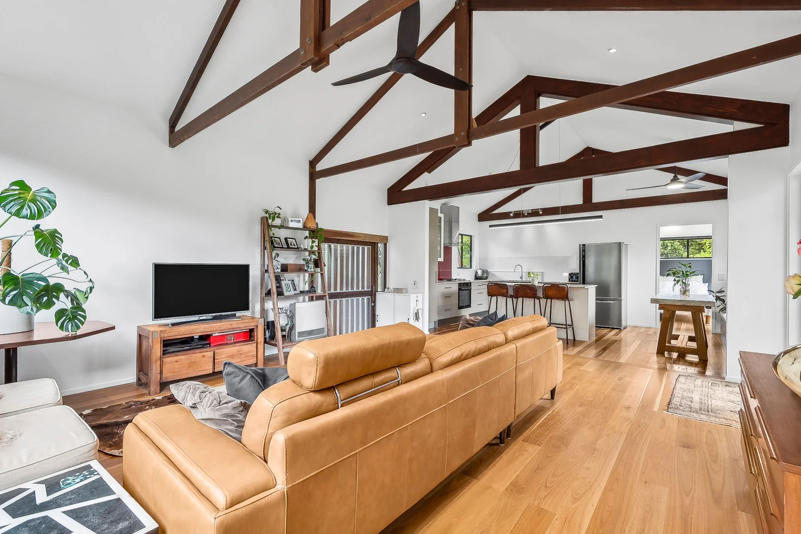 Additional image 11 of 8 Creek Way, Currumbin Valley QLD 4223